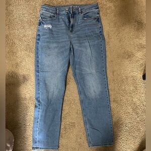 American Eagle Outfitters Light Blue Straight Leg Jeans (Mom Jeans)